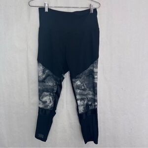5/$25 Marika black leggings large workout